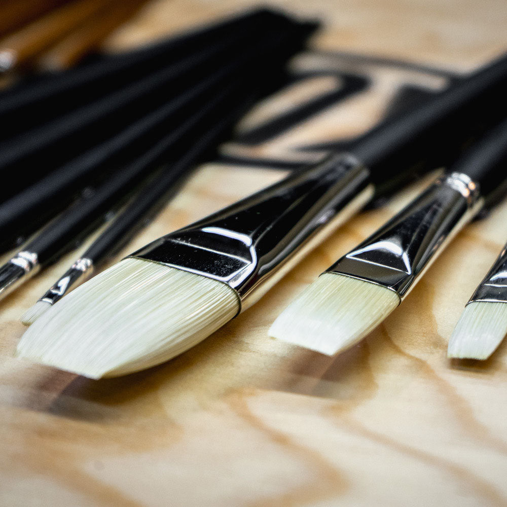 KUM Black Line Handmade Oil Brushes | Flat